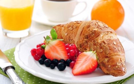 Almond croissant